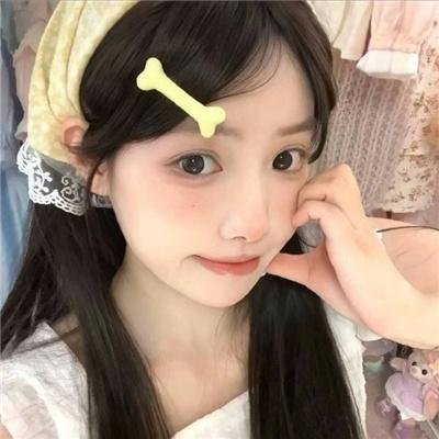 警花变色龙